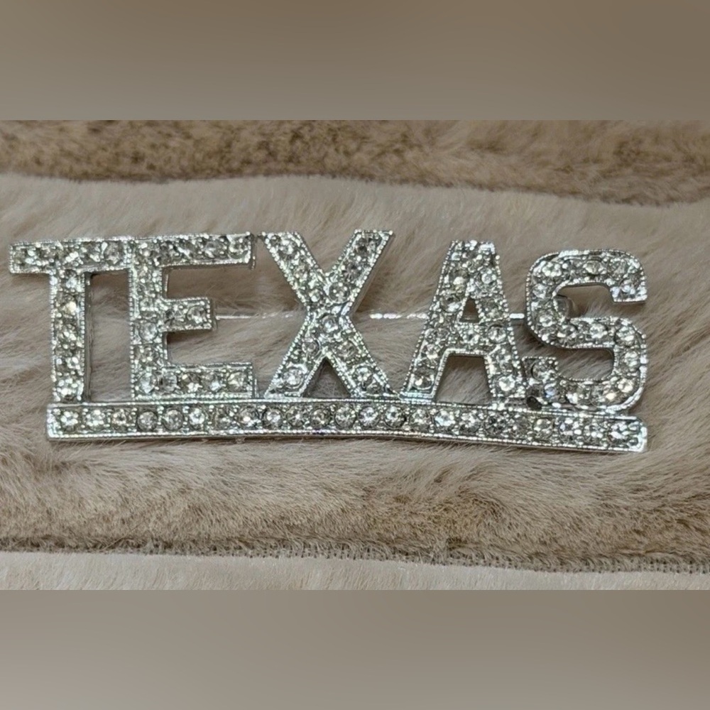 💕2/$30 Texas Rhinestone Brooch Silver Tone State Pride Crystal Pin Western Bling - Picture 2 of 5